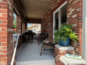 Lucy's Lakeview - Image 3