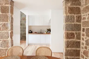 Heritage stone meets Modern Luxe - Terrace 1 - Image 4
