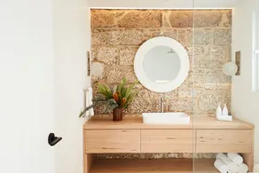 Heritage stone meets Modern Luxe - Terrace 1 - Image 3