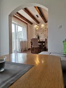 Apartment Rose - Image 2