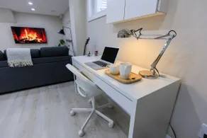 Adorable 1 bedroom suite in the beautiful Hamilton - Image 3