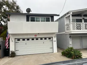 Beautifully Remodeled Home In Newport - Image 2