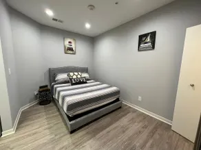 Luxury 1 bedroom loft centrally located to it all! - Image 4
