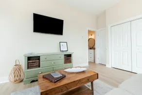 Unit 1 - In the Heart of Historic Downtown Perry - Image 2