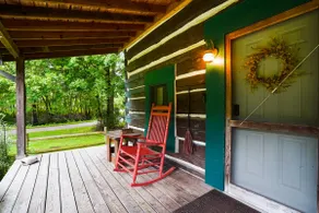 Hocking Hills Renovated 1850's Log Cabin w Hot Tub - Image 4