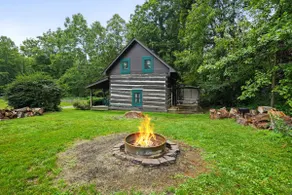 Hocking Hills Renovated 1850's Log Cabin w Hot Tub - Image 2