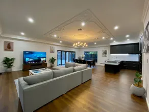 New Spacious Luxury 5 Bedroom Mansion in Unley - Image 3