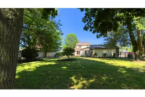Enjoy the ambiance of Poplar Cottage at Grand Park! - Image 4