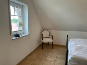 Quiet 2-room apartment with balcony - Image 4