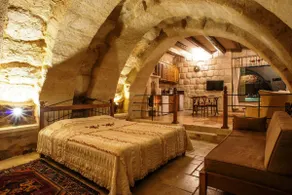 Large Stone House with Terrace, Fireplace and Balloon View - Image 3
