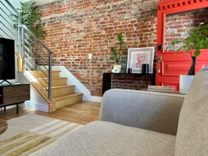 2BR Victorian Retreat in Downtown/RiNo - Image 2