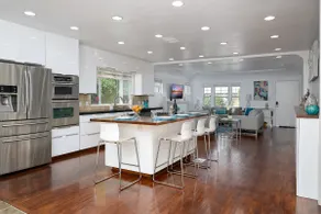 Kellogg’s Beach Cozy Home - Image 5