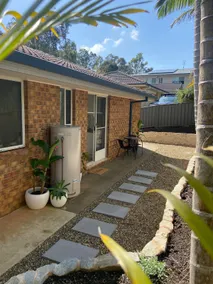 ‘Palm Lane’ -Bright & self contained part of house - Image 2