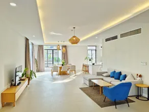 By the beach 4-bedroom villa with private pool - Image 3
