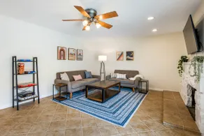 Sunny Getaway 3BR House + POOL+BBQ PATIO+Games! - Image 4
