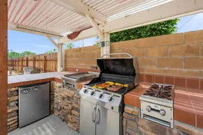 Sunny Getaway 3BR House + POOL+BBQ PATIO+Games! - Image 3