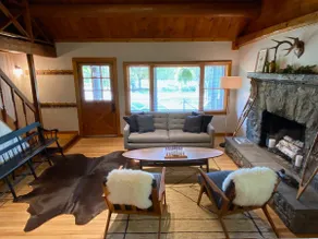 Newly Renovated Lux Cabin Oasis - Image 2