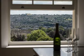 Bath Penthouse with amazing views and lift access - Image 2