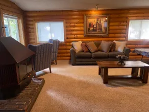 Relaxing Cabin on the River - Image 3
