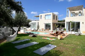 Annassa Experience Villa 2' walk from Almyrida beach - Image 4