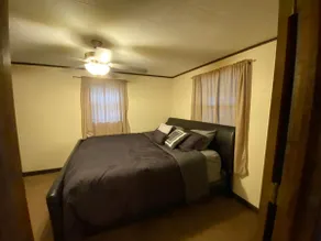 3 Bedroom River Retreat with lake access - Image 5