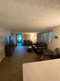 3 Bedroom River Retreat with lake access - Image 4