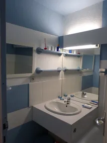 5-PERSON APARTMENT LA MONGIE AT THE FOOT OF THE SLOPES - Image 3