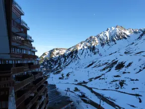 5-PERSON APARTMENT LA MONGIE AT THE FOOT OF THE SLOPES - Image 5