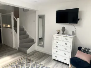 One bedroom Annex with private entrance & patio - Image 5