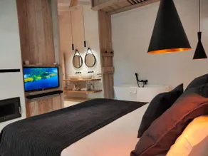 Kaolin Rocabella Apartment with Private Sandy Pool - Image 2