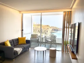 By Olas Suites Beachfront, Palm Suite - Image 3