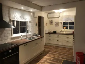 Cozy cottage in rural location - Image 3