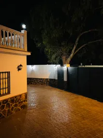 Ideal house for couples with terraces and private parking. - Image 4