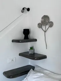 diminutive suite l - Image 2