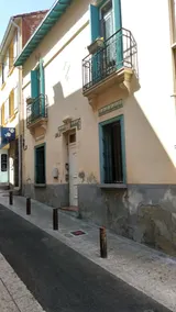 Elne, studio in historic district - Image 2