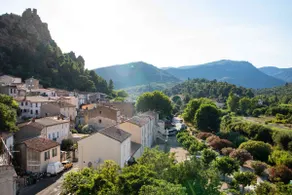 A House with a View - Image 4