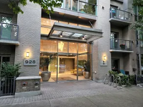 Perfect central location. 1 Bedroom, Free Parking - Image 2