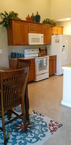 Comfy 2 Bedroom 2 Bath Duplex w/ Indoor Fireplace - Image 2