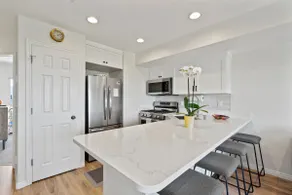 Beautifully remodeled condo minutes from POW/BASIN - Image 4