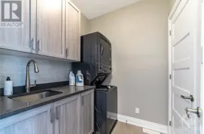 Lovely 2 Bedroom Apt in Orleans w/Free Parking - Image 3