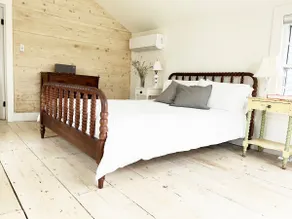 Lovely 2-bedroom apartment in a historic home - Image 3