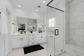 Luxe Home - Modern Retreat, 1 Exit from Downtown - Image 5