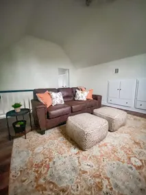 A Cozy Tudor Retreat in Historic Natchitoches - Image 5