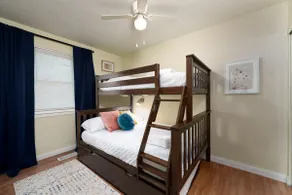 NEW! ARK Family Retreat w/ Game Room 3min to Ark! - Image 5