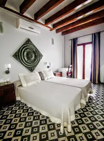 Typical Sevillan 2 bedroom unit - Image 4