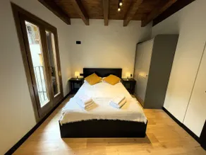 Duplex Apartment on the historic bridge - Image 4