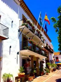 Brand new in the best location in Marbella - Image 4