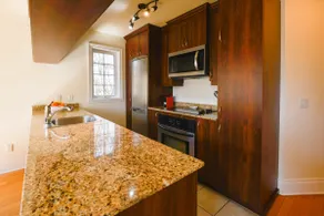 Trendy 3-bedroom condo close to the water park! - Image 4