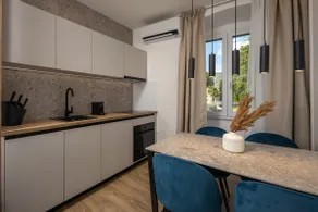 Bella Vita Apartments - Image 2