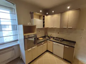 Unique 2 bedroom condo with pool table - Image 4